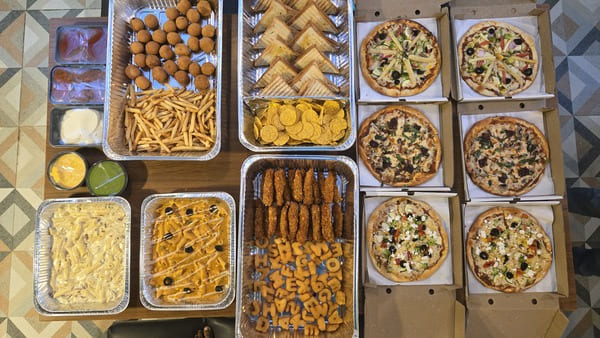 Party food containers